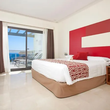 In 4****resort Frontbeach Appartement Estepona